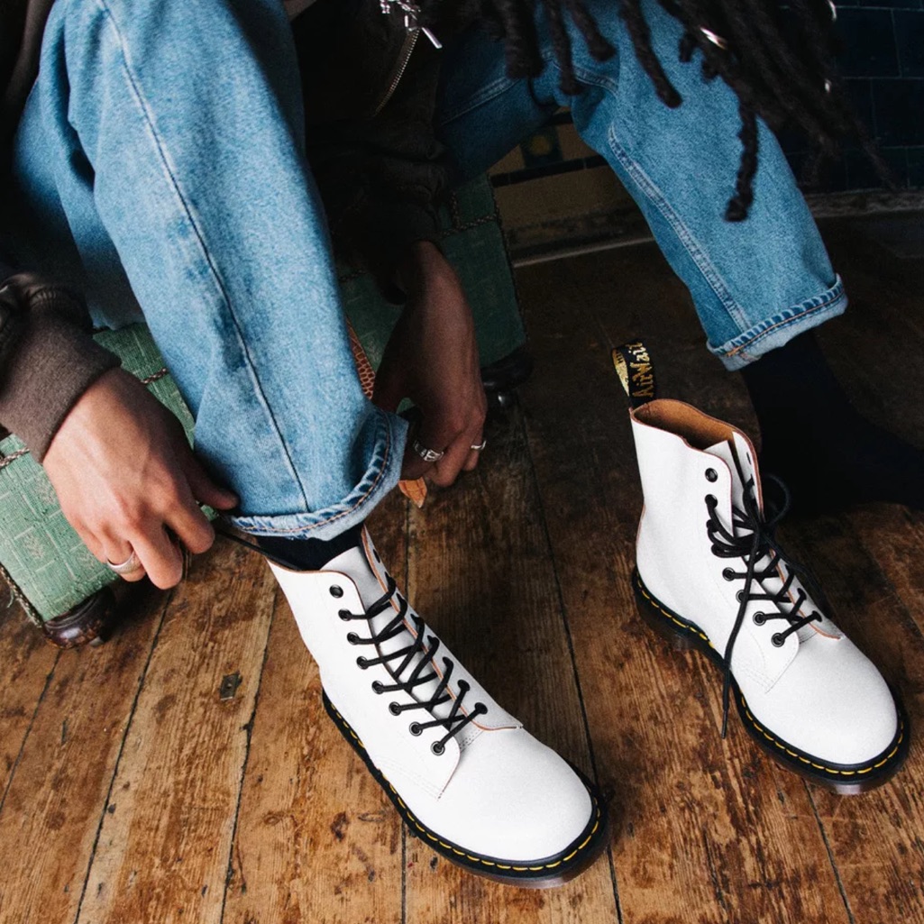 Dr. Martens Leather Lace Up White Combat Boots Size 7